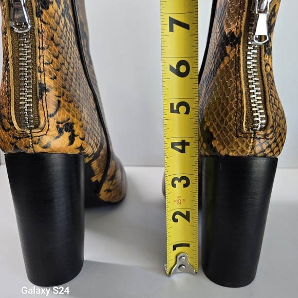 Aqua Womens Soren Leather Snakeprint High Heeled Boots Yellow 5.5 - Picture 4 of 7